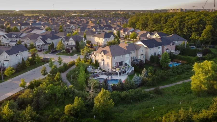 3357-Liptay-Ave-0728