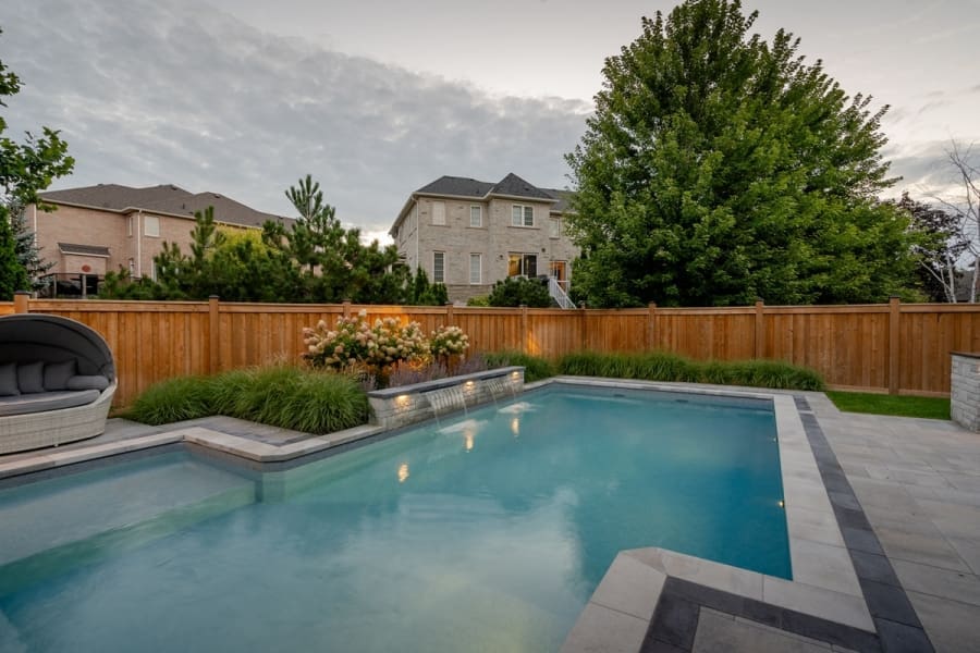 Distinctive - Stocksbridge