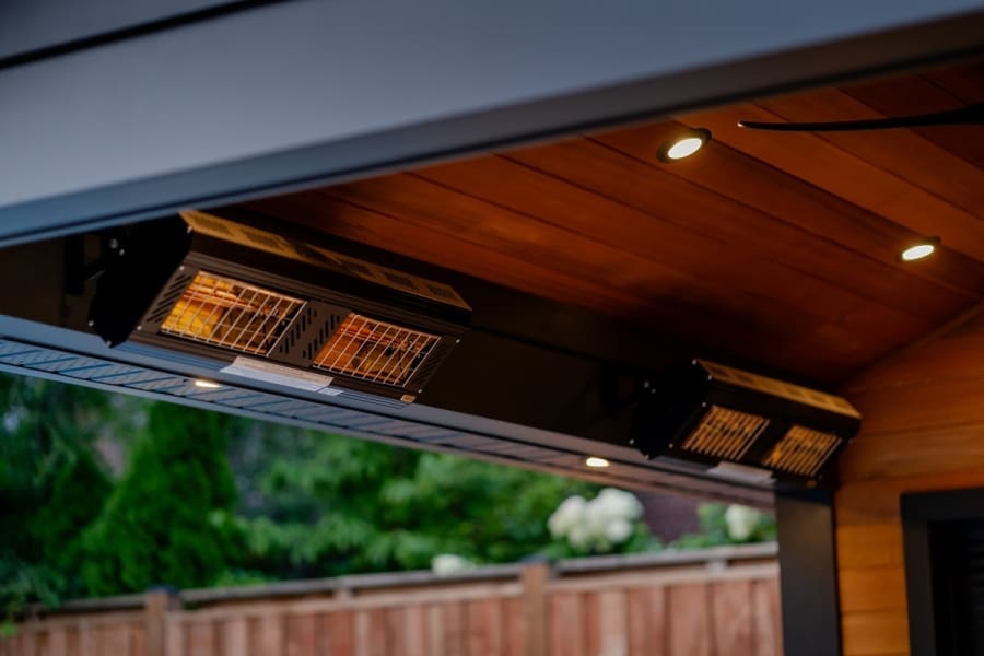 Distinctive - Thompson